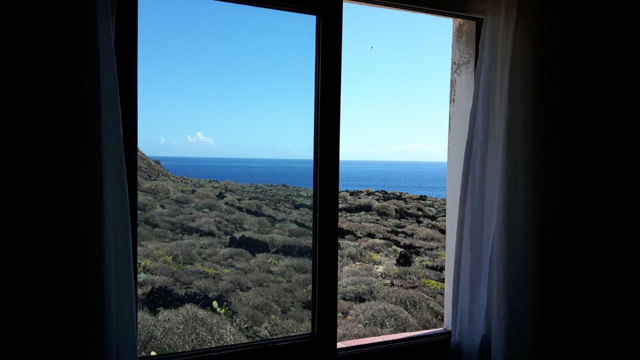 דירות Apartamento La Caleta Isla De El Hierro Terrace With Incredible Views מראה חיצוני תמונה